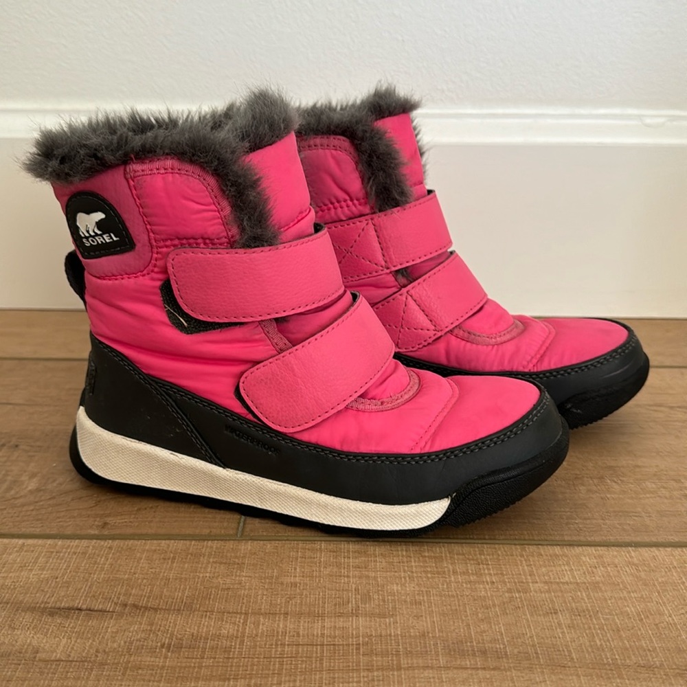 Pink Sorel snow boots (worn once!)